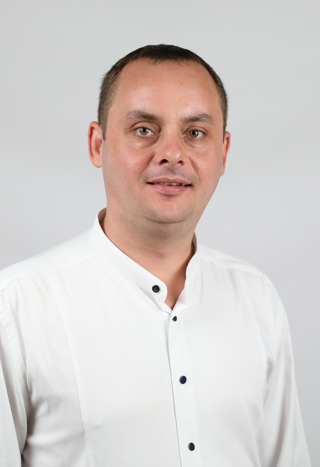 Dr Ivan Izonin